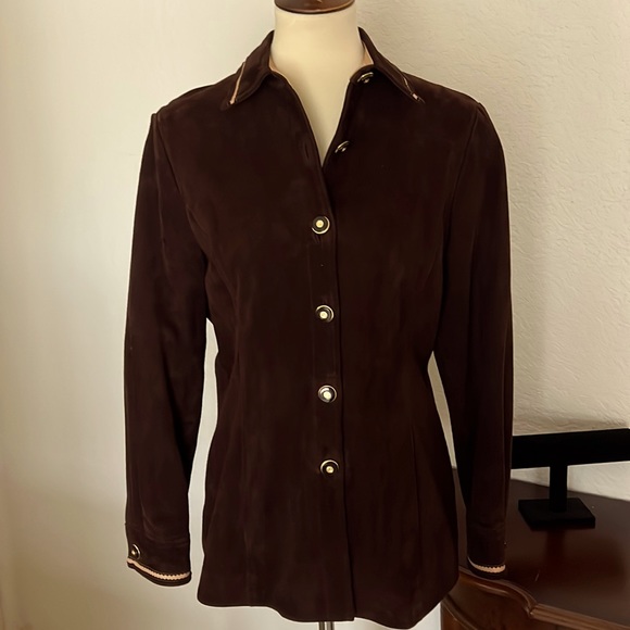 St. John Suede Shirt Jacket. - Picture 1 of 13
